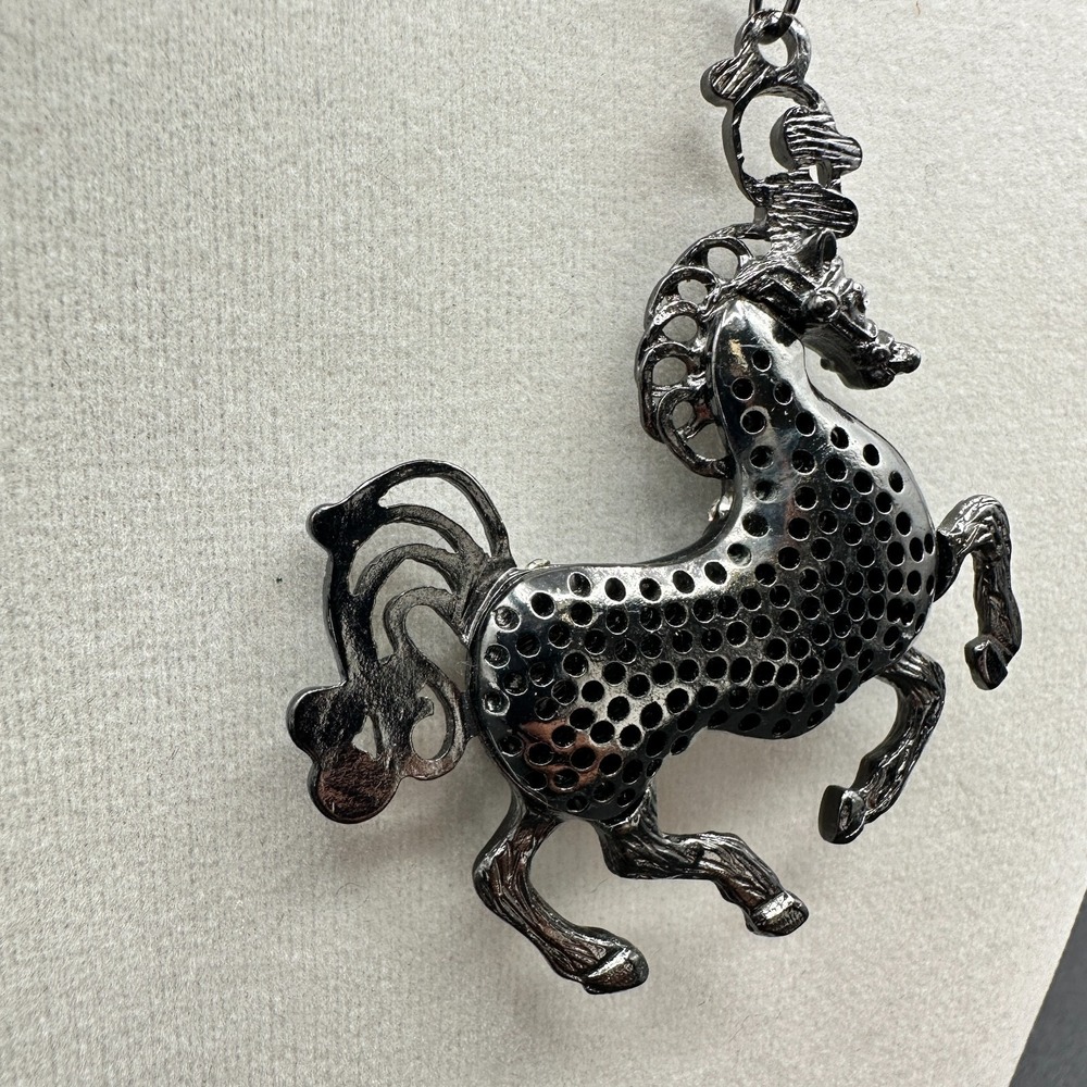 Vintage 90s Gunmetal Tone Black Horse Pendant Necklace‎ Women's Classic Jewelry - Picture 5 of 10